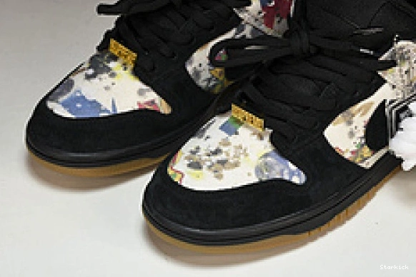 Supreme Dunk SB FD8778-001  Nike Low Rammellzee 0825